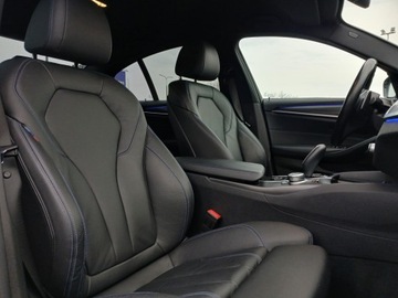 BMW Seria 5 G30-G31 Limuzyna Facelifting 2.0 520d 190KM 2022 BMW 520 BMW 520d xDrive G30, Salon PL, Serwisowany, zdjęcie 13