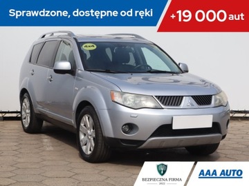 Mitsubishi Outlander II 2.2 DID DOHC 156KM 2008