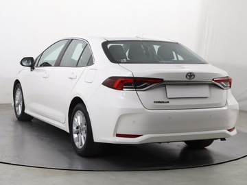 Toyota Corolla XII Sedan Facelifting 1.5 VVT-i 125KM 2023 Toyota Corolla 1.5 VVT-i, Salon Polska, zdjęcie 3