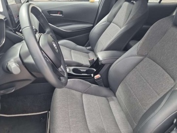 Toyota Corolla XII TS Kombi Facelifting 1.8 Hybrid 140KM 2023 Toyota Corolla Toyota Corolla 1.8 Hybrid Comfort Style, salon PL, gwarancja, zdjęcie 12