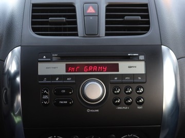 Suzuki SX4 I Classic 1.6 VVT 120KM 2013 Suzuki SX4 1.6 VVT, Salon Polska, Klima, zdjęcie 11