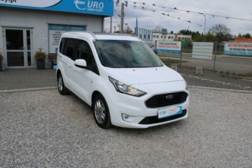 Ford Tourneo Connect III Standard 1.5 EcoBlue 120KM 2020 Ford Tourneo Connect Titanium 120HP Panorama, zdjęcie 3