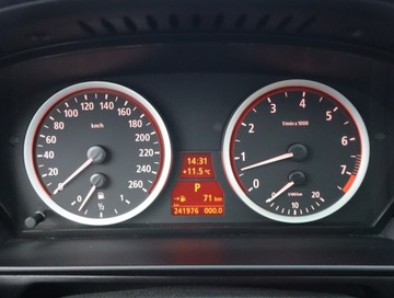 BMW Seria 5 E60 Sedan 2.5 525i 218KM 2005 BMW 5 525i, GAZ, Automat, Xenon, Klima, zdjęcie 10