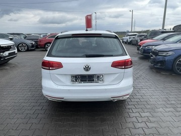 Volkswagen Passat B8 Variant 2.0 TDI 150KM 2015 Volkswagen Passat Automat Podgrzewanie Klimatronik, zdjęcie 2
