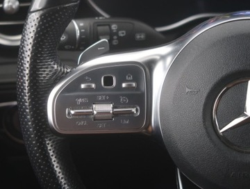 Mercedes GLC C253 SUV Facelifting 2.0 220d 194KM 2019 Mercedes GLC GLC 220 d 4MATIC, Salon Polska, zdjęcie 16