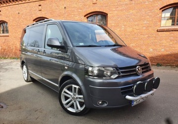 Volkswagen Multivan T6 2010 Volkswagen Multivan Highline Bezwypadkowy Serwis GetHelp 2.0 Diesel