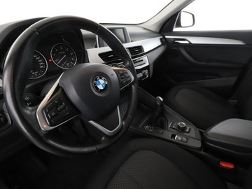 BMW X1 F48 Crossover sDrive18d 150KM 2017 BMW X1 full LED klima auto grzane fotele czujniki, zdjęcie 13