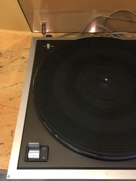 Проигрыватель проигрывателя Philips 437 с синхронным ременным приводом