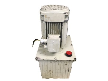 Гидронасос с баком 3кВт 400В №810