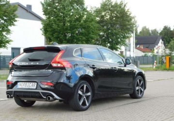 Volvo V40 II Hatchback Facelifting 1.5 T3 152KM 2019 Volvo V40 R-Design z Gwarancja Bezwypadkowy 100 1.5 Benzyna 152KM, zdjęcie 28