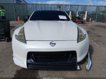 Nissan 370Z 2012 Nissan 370 Z Touring 2012 3.7 Benzyna 332KM, zdjęcie 7
