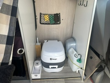 Volkswagen Caravelle T5 Caravelle Facelifting długi rozstaw osi 2.0 TDI 102KM 2010 Volkswagen Transporter VW T5 Kamper 2.0 TDI KLIMA, zdjęcie 19