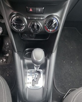 Peugeot 208 I Hatchback 5d Facelifting 1.2 PureTech 110KM 2019 Peugeot 208 1.2 Benzyna 110KM, zdjęcie 8