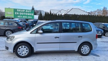 Volkswagen Touran II 1.6 TDI 105KM 2010 Volkswagen Touran 7 Miejsc, zdjęcie 4