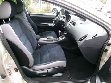Honda Civic VIII Hatchback 3d 1.8 i-VTEC 140KM 2008 Honda Civic 1.8 140 KM Sprowadzona Zadbana, zdjęcie 5