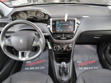 Peugeot 208 I Hatchback 5d Facelifting 1.2 PureTech 82KM 2019 Peugeot 208 Klimatyzacja Kamera Komputer Tempomat 1.2 Benzyna 82KM, zdjęcie 18