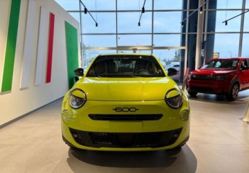 Fiat 2026 Fiat 600 Kredyt 0 Leasing od 100 OCAC 1,9 2026 1.2 Hybryda 145KM, zdjęcie 2