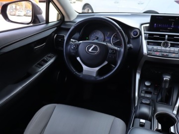 Lexus NX I SUV 300h 197KM 2014 Lexus NX 300h, Salon Polska, 4X4, Automat, Skóra, zdjęcie 6