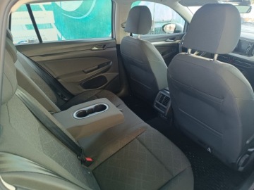 Volkswagen Golf VIII Variant 1.5 TSI 150KM 2022 VOLKSWAGEN GOLF VIII 1.5 Salon PL 150KM rok 2022 Serwis JAK NOWY, zdjęcie 8