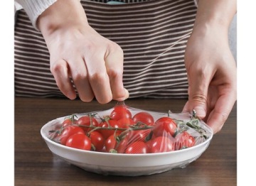 Пищевая пленка Paclan Expert 29 см x 150 м для продуктов питания сильная гибкая