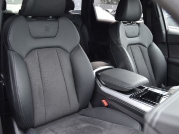 Audi Q7 II 2026 AUDI Q7 55 TFSI e quattro S Line Suv 3.0 (394KM) 2026, zdjęcie 3