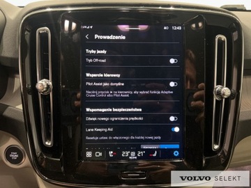 Volvo XC40 Crossover Facelifting 2.0 B3 163KM 2025 Volvo XC 40 VOLVO XC40 B3 Core Benzyna (163+14KM), zdjęcie 24