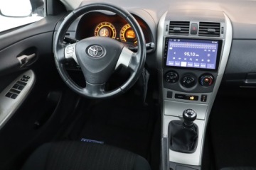 Toyota Corolla X Sedan 1.6 i 16V VVT-i 124KM 2008 Toyota Corolla 1.6 Dual VVT-i, Salon Polska, zdjęcie 6