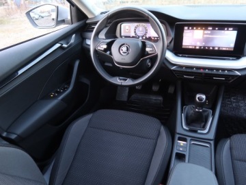 Skoda Octavia IV 2024 Skoda Octavia 1.5 TSI, Salon Polska, zdjęcie 6