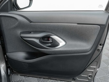 Toyota 2022 Toyota Yaris Cross 1.5 Comfort AWD K.cof Tempomat, zdjęcie 29