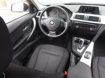 BMW Seria 3 F30-F31-F34 Touring 2.0 320d 184KM 2014 BMW 3 320 d, 181 KM, Automat, Navi, Xenon, zdjęcie 6