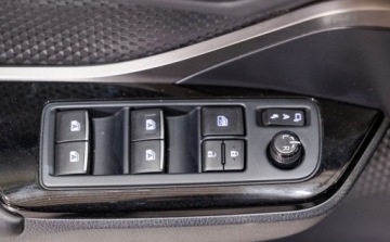 Toyota C-HR I Crossover 1.8 Hybrid 122KM 2019 Toyota C-HR 1.8 Hybrid Selection 1.8 Hybryda 122KM, zdjęcie 22