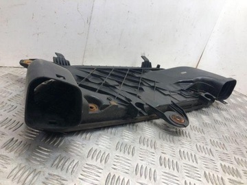 11252010 POUZDRO FILTRU VZDUCHU 520 D 135 2011 BMW 5 (F10)