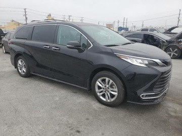 Toyota Sienna III 2024 Toyota Sienna Limited 2024 2.5l 2.5 Hybryda 245KM, zdjęcie 4