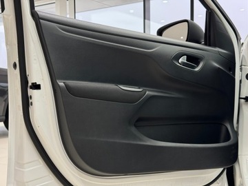 Citroen C-Elysee II Sedan Facelifting 1.6 VTi 115KM 2017 Citroen C-Elysee Seduction / Tempomat / Czujniki p, zdjęcie 10