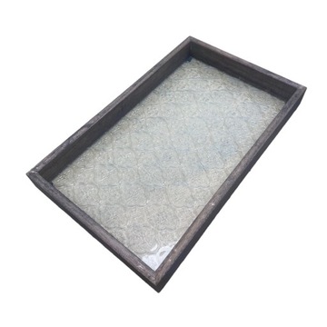 Многофункциональный деревянный поднос.