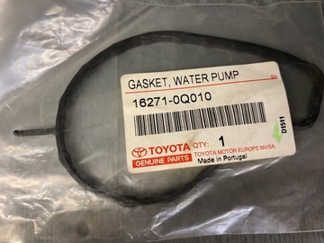 TĚSNĚNÍ PUMPY VODY TOYOTA AYGO YARIS 16271-0Q010