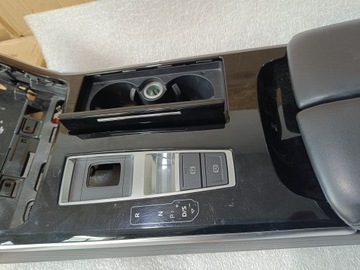 ТУННЕЛЬНЫЙ ПОДЛОКОТНИК AUDI A8 D5