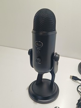 Микрофон Logitech G Blue Yeti Gaming Streaming Kit