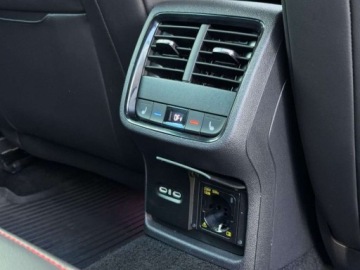 Skoda Octavia IV RS Kombi 2.0 TDI SCR 200KM 2022 Skoda Octavia RS, Keyless, Hak, Matrix, Head-Up, Asystenci 2.0 Diesel 200KM, zdjęcie 12