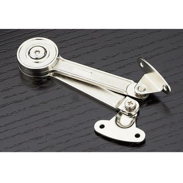 Поднимите газовую стойку, кронштейн крышки дверцы шкафа.