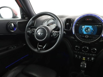 Mini Countryman F60 Crossover 1.5 Plug-in Hybrid 224KM 2018 Mini Countryman Cooper S ALL4 PHEV Chili Panorama, zdjęcie 15