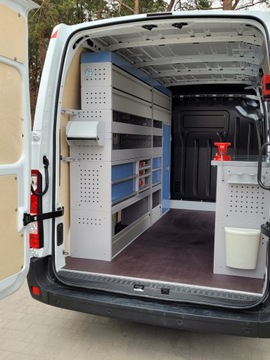 Сервисное оборудование мастерской, полки, шкафы L2H2