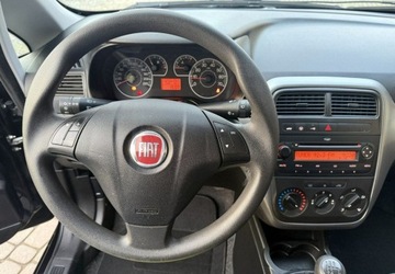 Fiat Punto Punto 2012 Hatchback 3d 1.2 8v 69KM 2013 Fiat Grande Punto 1,2 69KM Klimatyzacja 1.2 Benzyna 69KM, zdjęcie 16