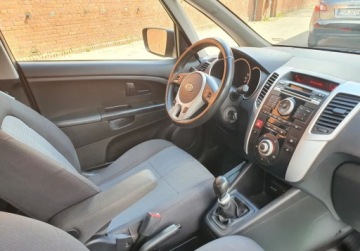 Kia Venga Mikrovan 1.4 DOHC CVVT 90KM 2011 Kia Venga LGP Podgrzewane fotele GetHelp 1.4 BenzynaLPG 90KM, zdjęcie 8