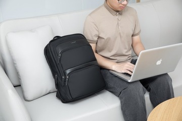 Plecak na laptopa T-B9121 15,6