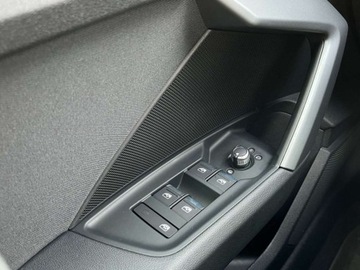 Audi A3 8Y Limousine Facelifting 1.5 35 TFSI 150KM 2025 Audi A3 Limousine VAT 23 Gwarancja Aktywny tempomat Kola 18 Kamera, zdjęcie 15