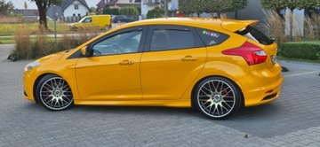 Ford Focus III Kombi 2.0 EcoBoost 250KM 2013 Focus ST 2.0 Turbo 250ps Przepiekny Doinwestowany Unikat Polecam Gwarancja, zdjęcie 36