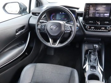 Toyota Corolla XII TS Kombi 1.8 Hybrid 122KM 2021 Toyota Corolla 1.8 Hybrid, Salon Polska, zdjęcie 6