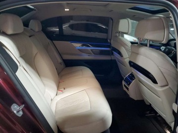 BMW Seria 7 G70 2022 BMW Seria 7 750XI 2022 4.4l 4.4 Benzyna 523KM, zdjęcie 10