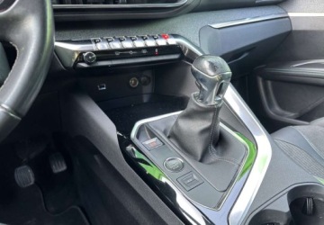 Peugeot 5008 II Crossover Facelifting 1.2 PureTech 130KM 2021 Peugeot 5008 Peugeot 5008 PureTech 130 Stop amp Start Allure Business-Paket, zdjęcie 7